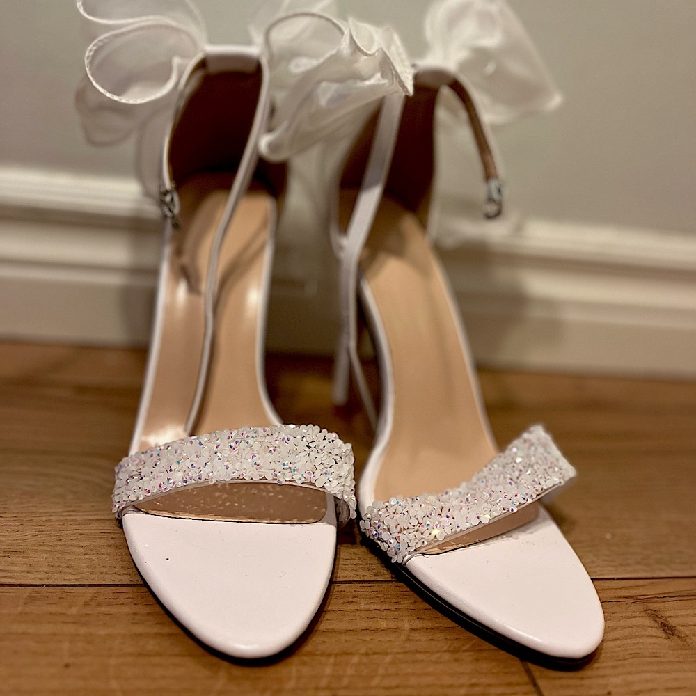 Elegant White Bow Heels - “Ethereal Charm”